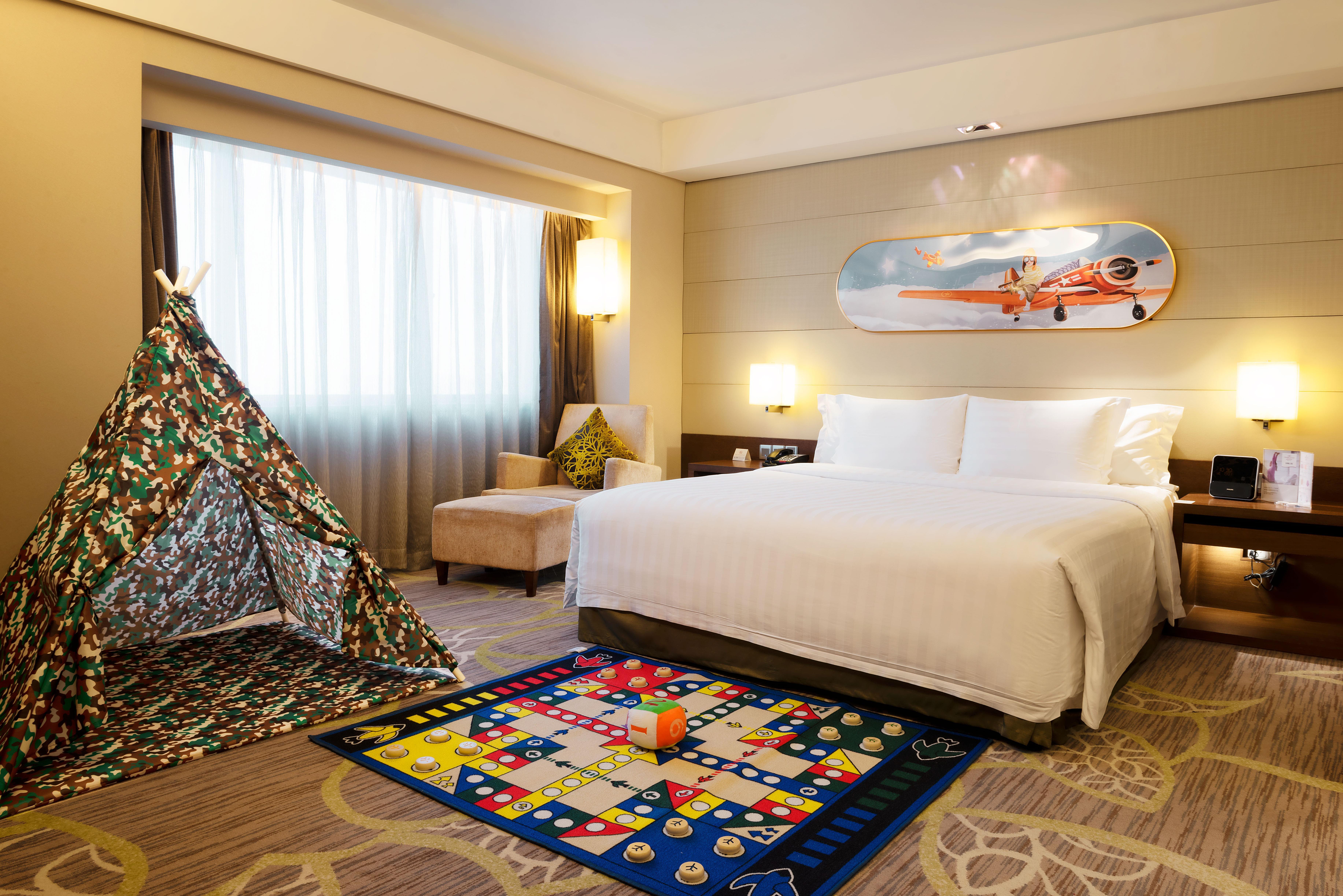 Crowne Plaza Guangzhou City Centre By Ihg - Free Shuttle Between Hotel And Exhibition Center During Canton Fair & Exhibitor Registration Counter Zewnętrze zdjęcie Family Suite