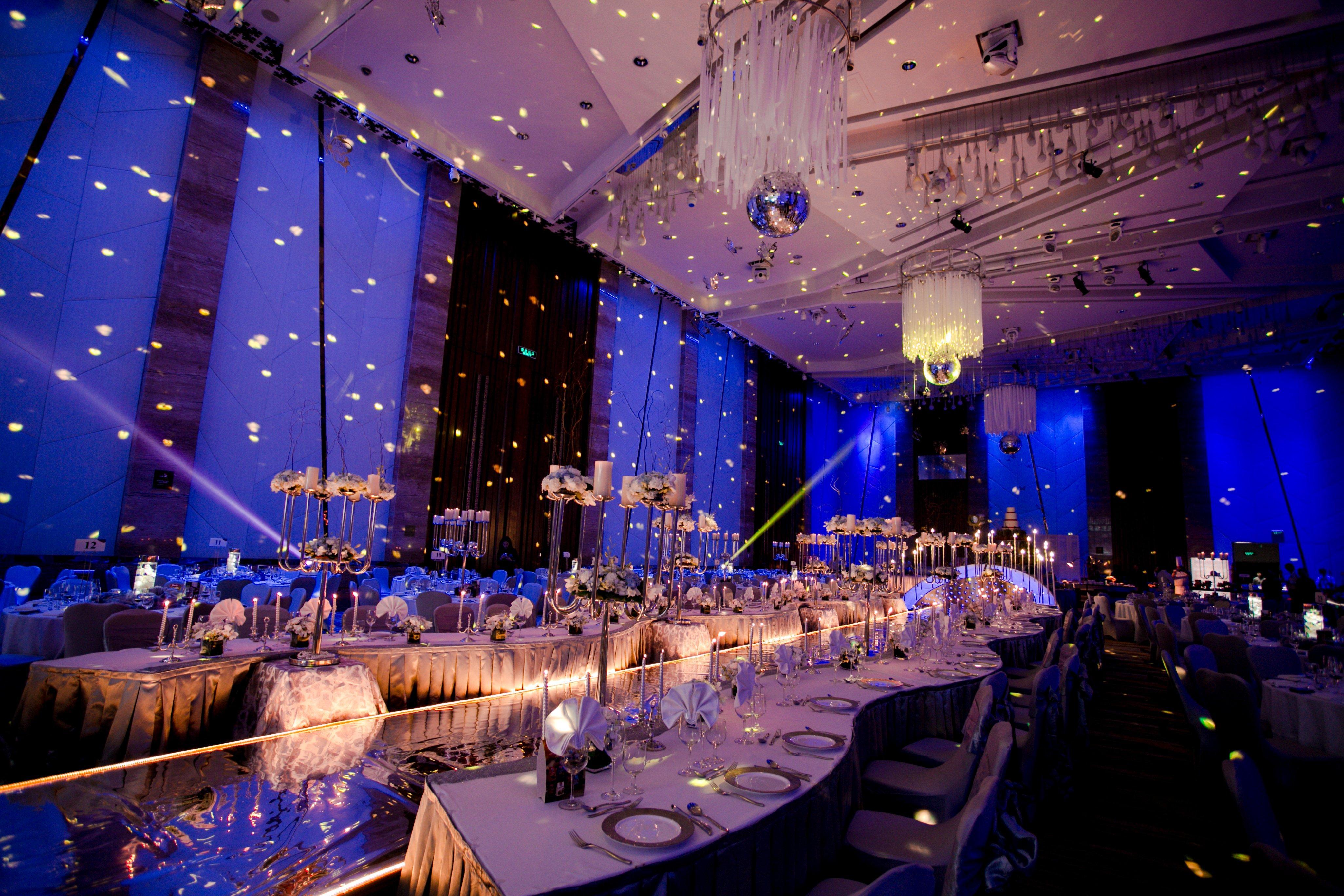 Crowne Plaza Guangzhou City Centre By Ihg - Free Shuttle Between Hotel And Exhibition Center During Canton Fair & Exhibitor Registration Counter Zewnętrze zdjęcie The Starlight Ball