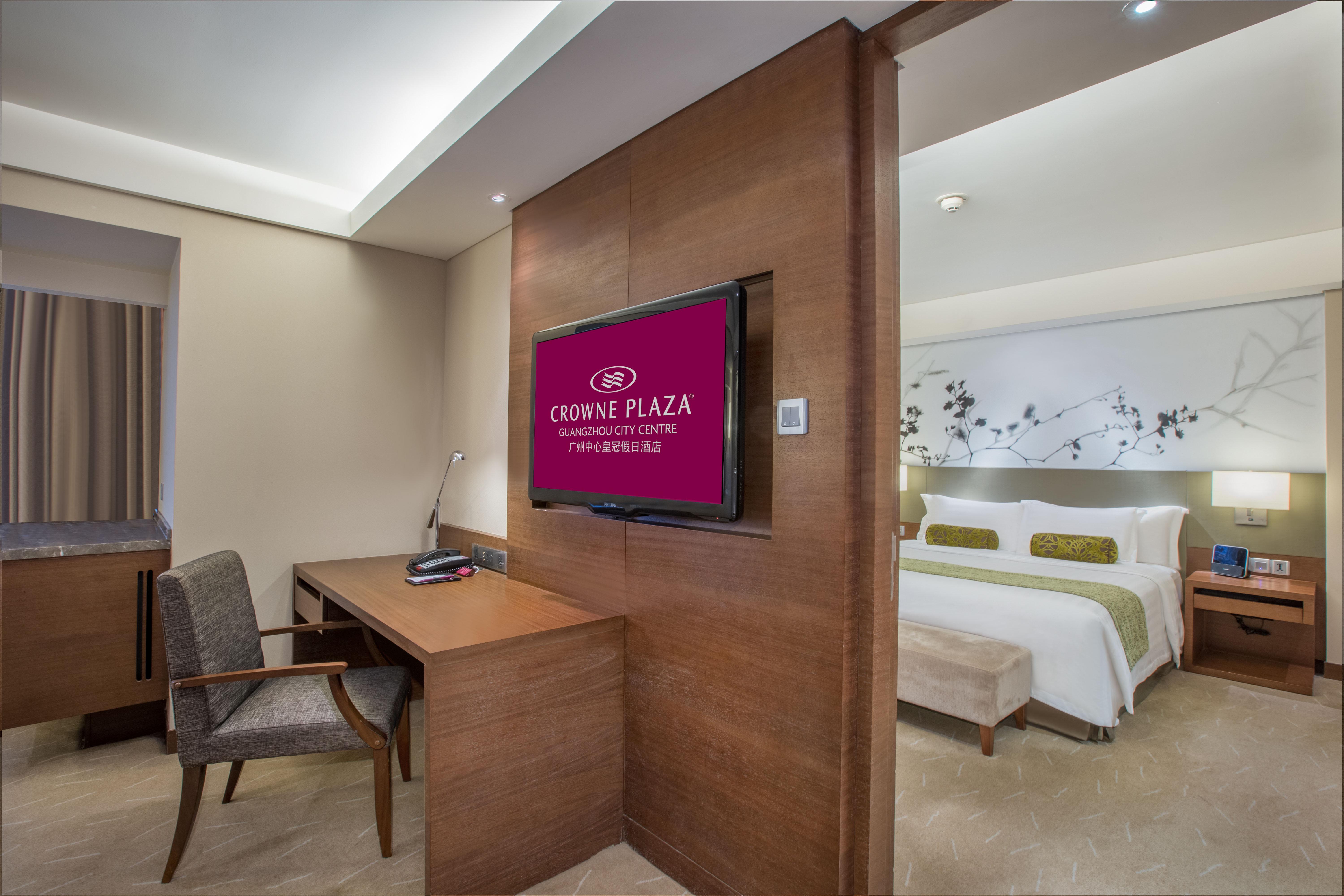 Crowne Plaza Guangzhou City Centre By Ihg - Free Shuttle Between Hotel And Exhibition Center During Canton Fair & Exhibitor Registration Counter Zewnętrze zdjęcie Deluxe Suite