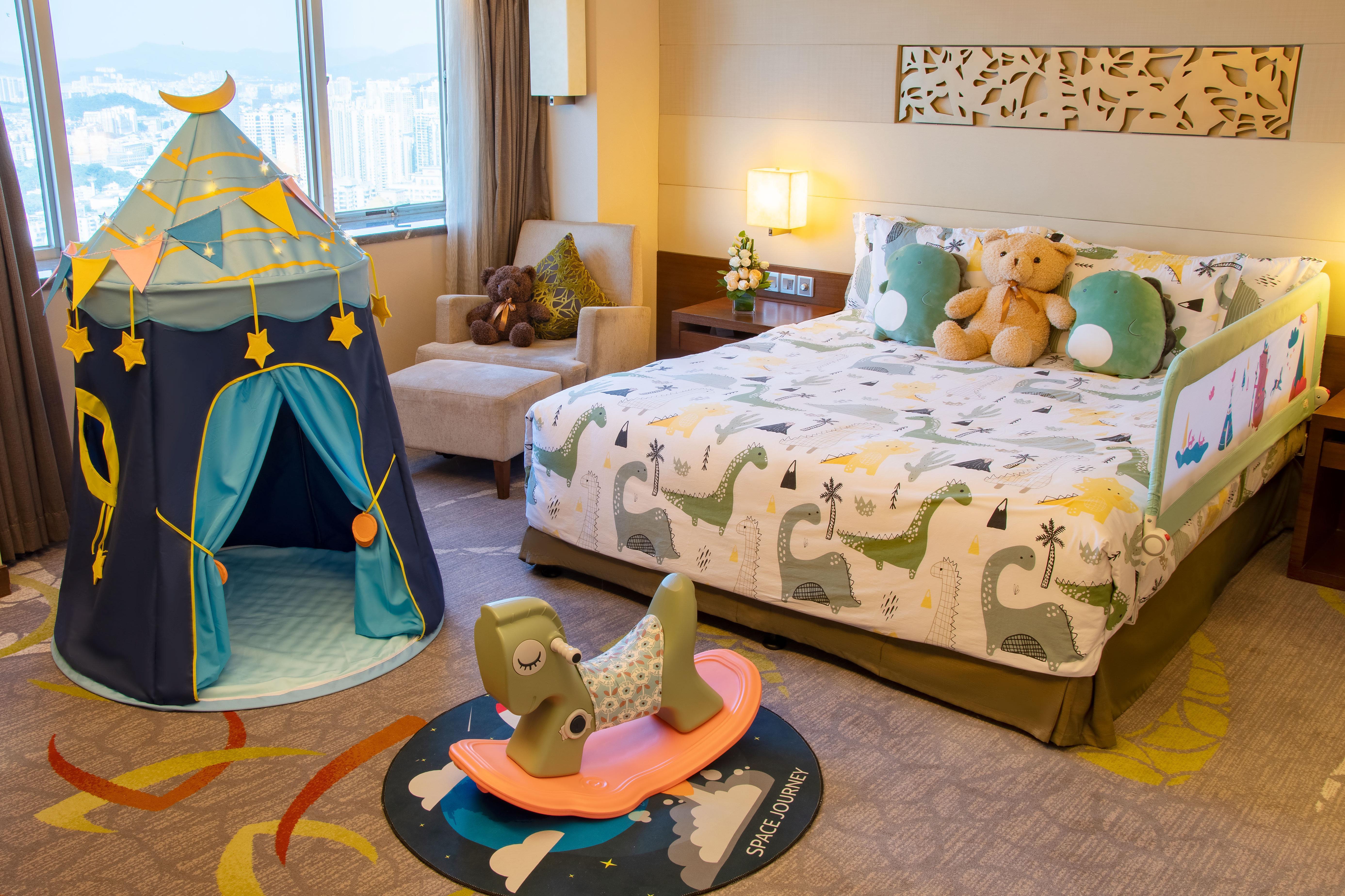 Crowne Plaza Guangzhou City Centre By Ihg - Free Shuttle Between Hotel And Exhibition Center During Canton Fair & Exhibitor Registration Counter Zewnętrze zdjęcie Family Suite
