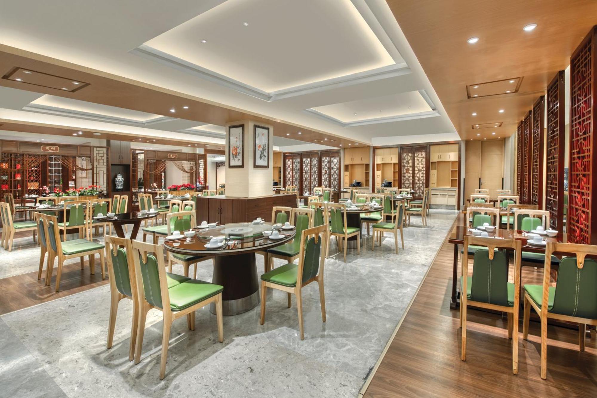 Crowne Plaza Guangzhou City Centre By Ihg - Free Shuttle Between Hotel And Exhibition Center During Canton Fair & Exhibitor Registration Counter Zewnętrze zdjęcie The restaurant