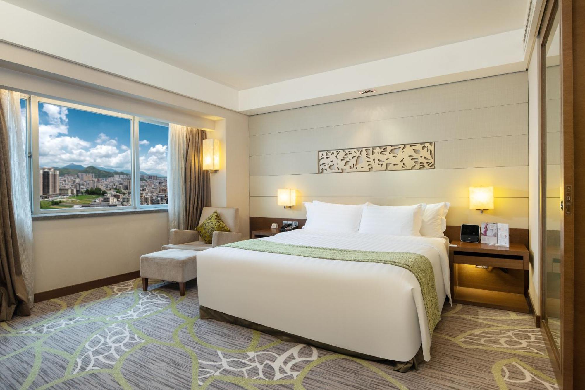 Crowne Plaza Guangzhou City Centre By Ihg - Free Shuttle Between Hotel And Exhibition Center During Canton Fair & Exhibitor Registration Counter Zewnętrze zdjęcie