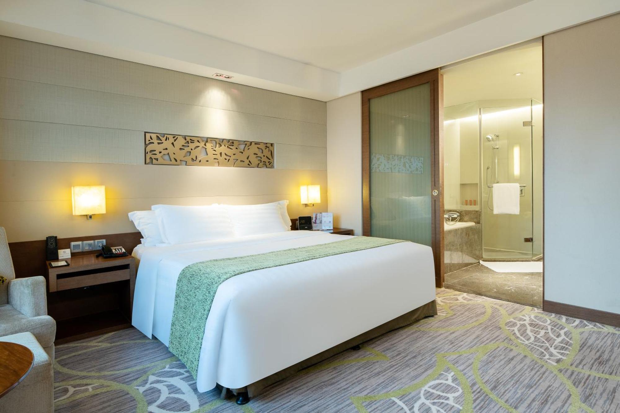 Crowne Plaza Guangzhou City Centre By Ihg - Free Shuttle Between Hotel And Exhibition Center During Canton Fair & Exhibitor Registration Counter Zewnętrze zdjęcie