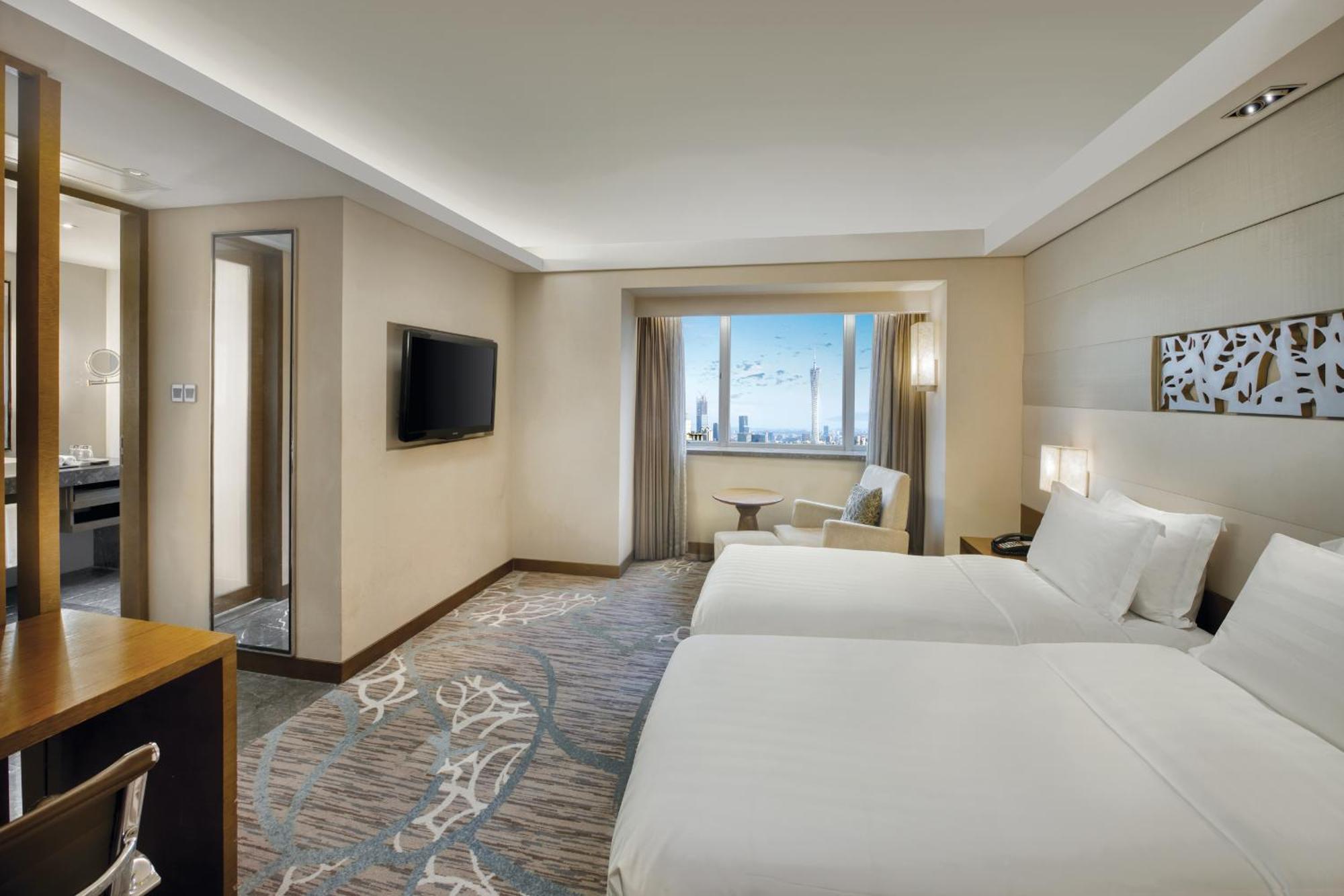 Crowne Plaza Guangzhou City Centre By Ihg - Free Shuttle Between Hotel And Exhibition Center During Canton Fair & Exhibitor Registration Counter Zewnętrze zdjęcie